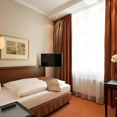 路易森霍夫卡斯腾酒店 酒店