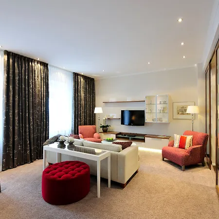 Hotel Kastens Luisenhof 5*
