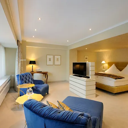 Hotel Kastens Luisenhof 5*