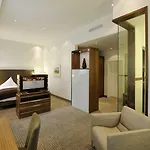 Hotel Kastens Luisenhof 5*